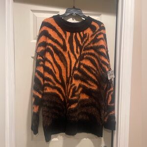 Women’s Oversized Sweater